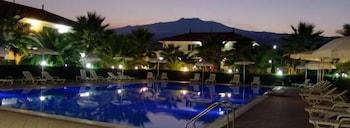 King's House 4* Mascali